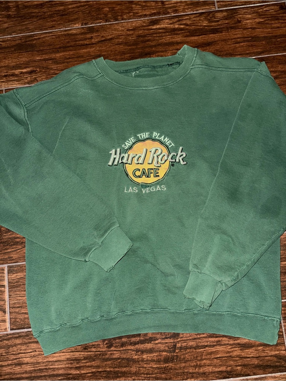 Hard Rock Cafe “Save The Planet” Women’s Sweatshirt. 90’s rare vintage.